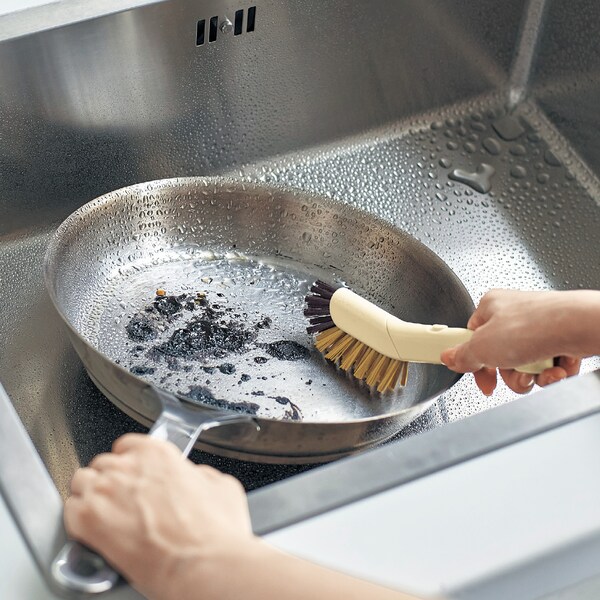 【ベルメゾン】【在庫限りのお買得】 油汚れもしっかり落とせるキッチンブラシ[日本製]