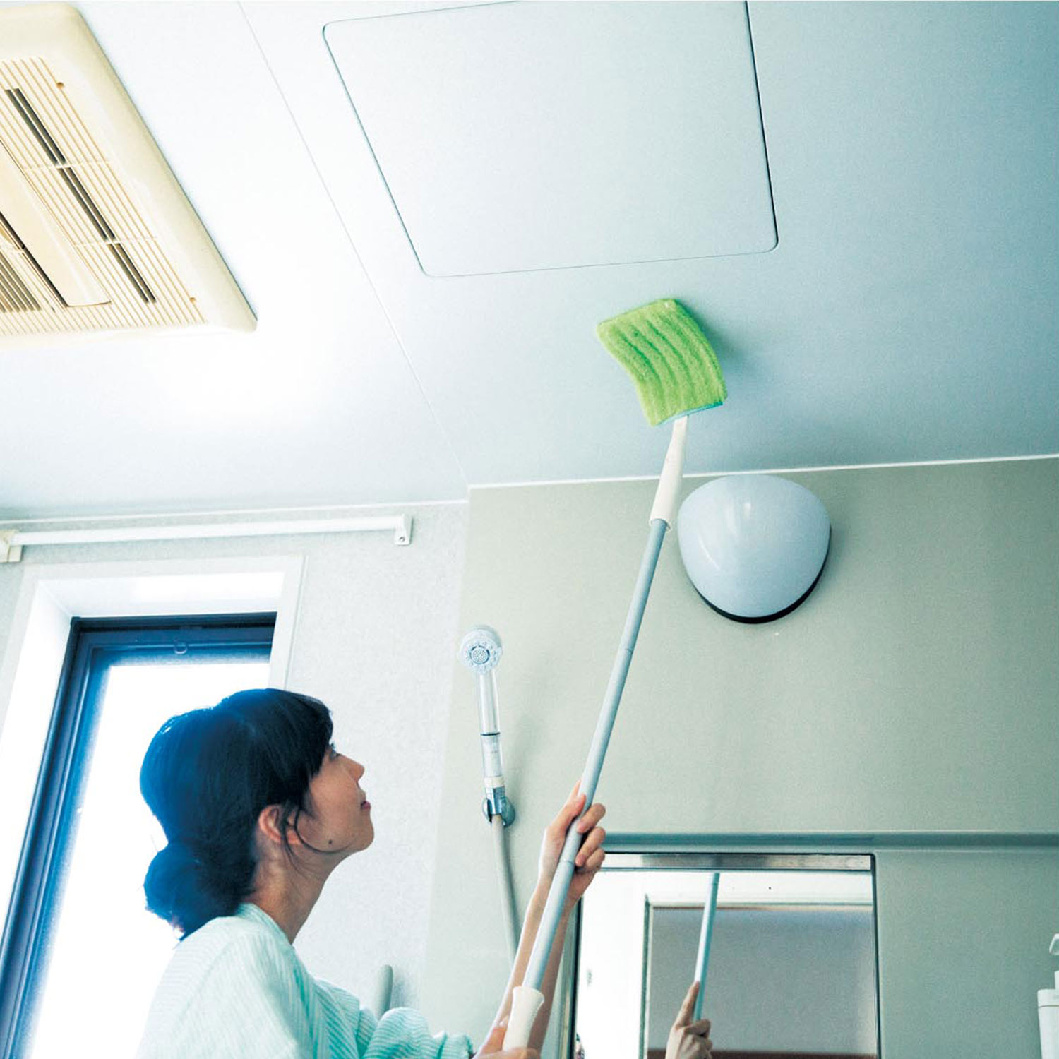 【びっくりフレッシュ】天井にも届くバスクリーナー & モップセット 【浴室の天井・壁・床の掃除がラクラク】