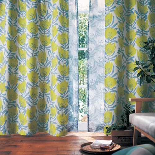 【９９サイズ】北欧調フラワーデザインの遮光・遮熱カーテン