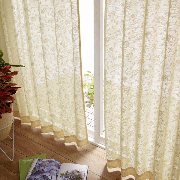 【ベルメゾン】【99サイズ】 部屋を明るくするフラワー柄の採光ミラーレースカーテン