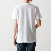 着用カラー：オフホワイト