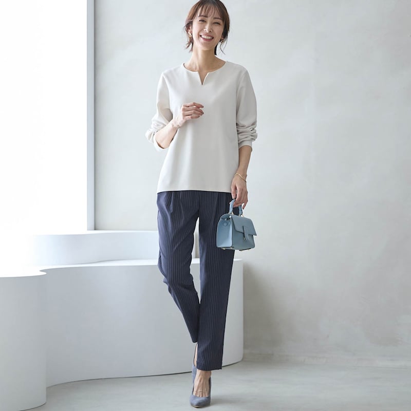 モデル身長169cm／M・股下66cm ※写真は撮影用のため股下+6cmになります。