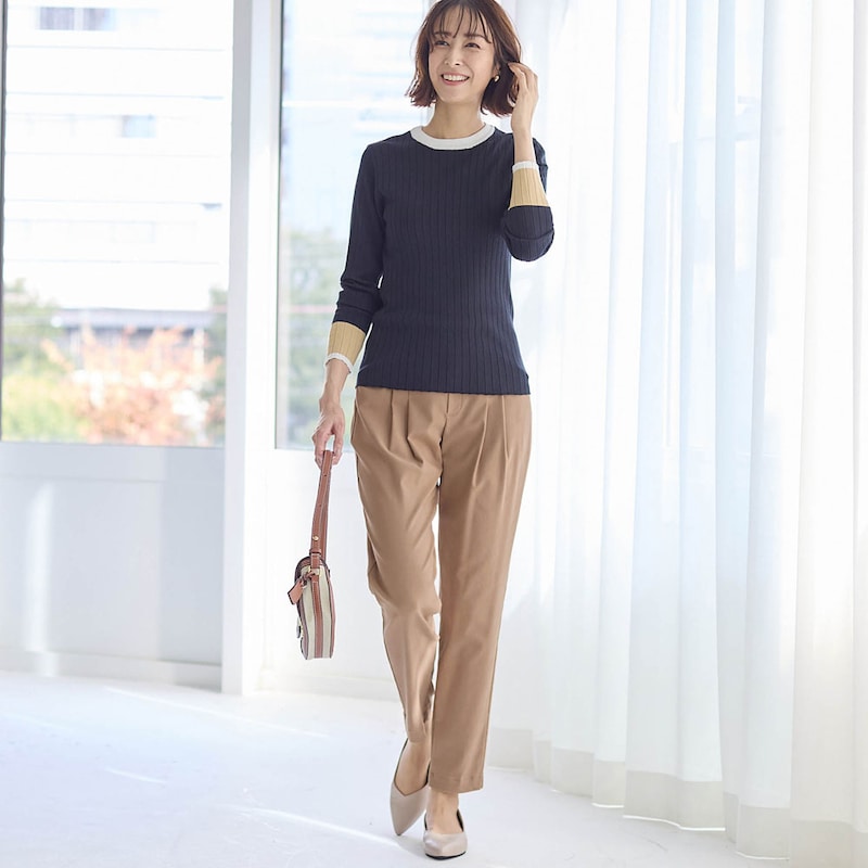 モデル身長169cm／M・股下66cm ※写真は撮影用のため股下+6cmになります。