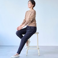 モデル身長168cm／M・股下66cm　※写真は撮影用のため、股下+6cmになります。ネイビー着用