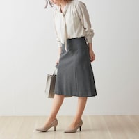 スタッフ身長152cm／58-87サイズ・総丈61cm