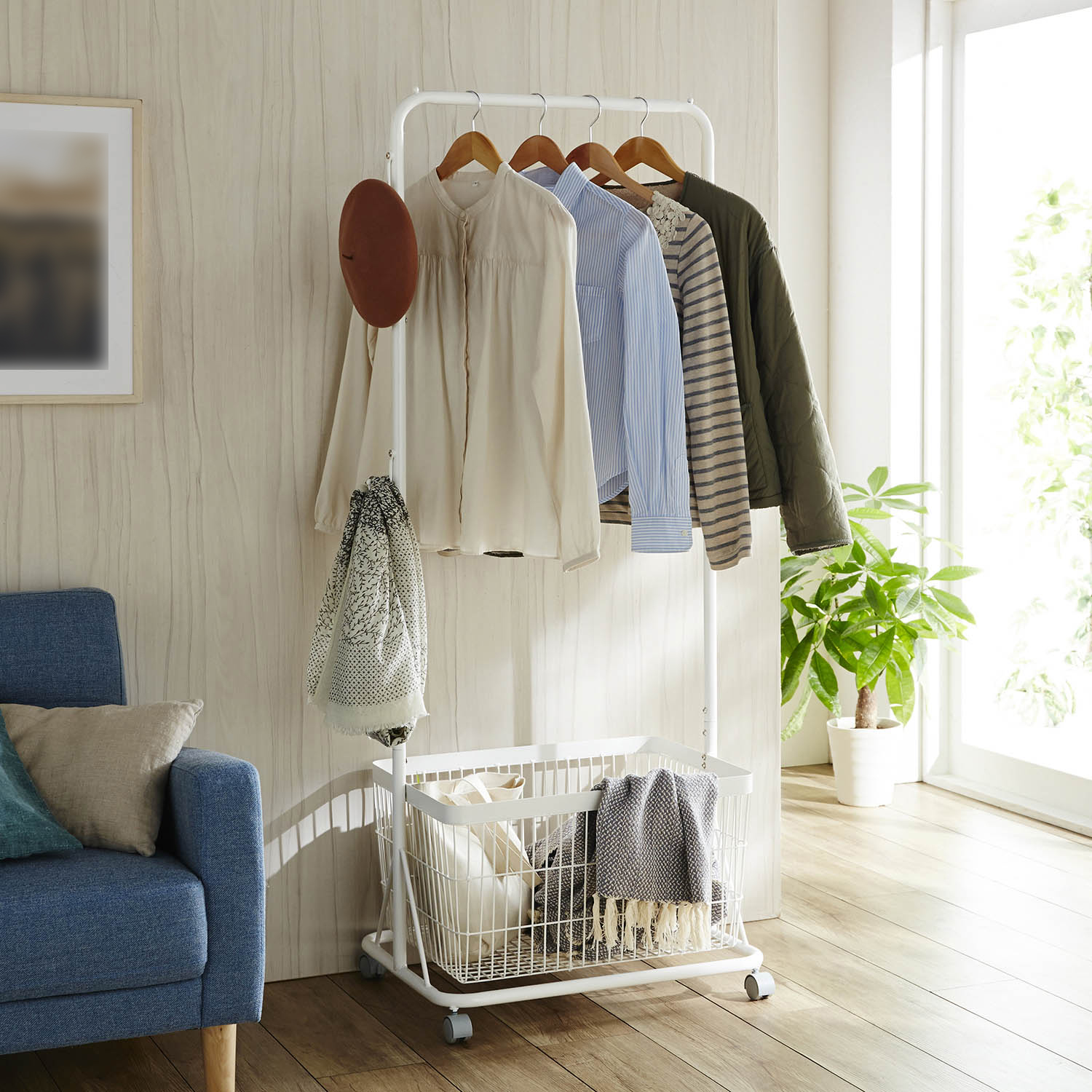 【ベルメゾン】バスケット付きハンガーラック