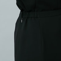 左脇コンシールファスナー付き