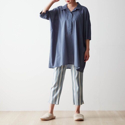 ゆったりシルエットの抜け感シャツ七分袖パジャマ