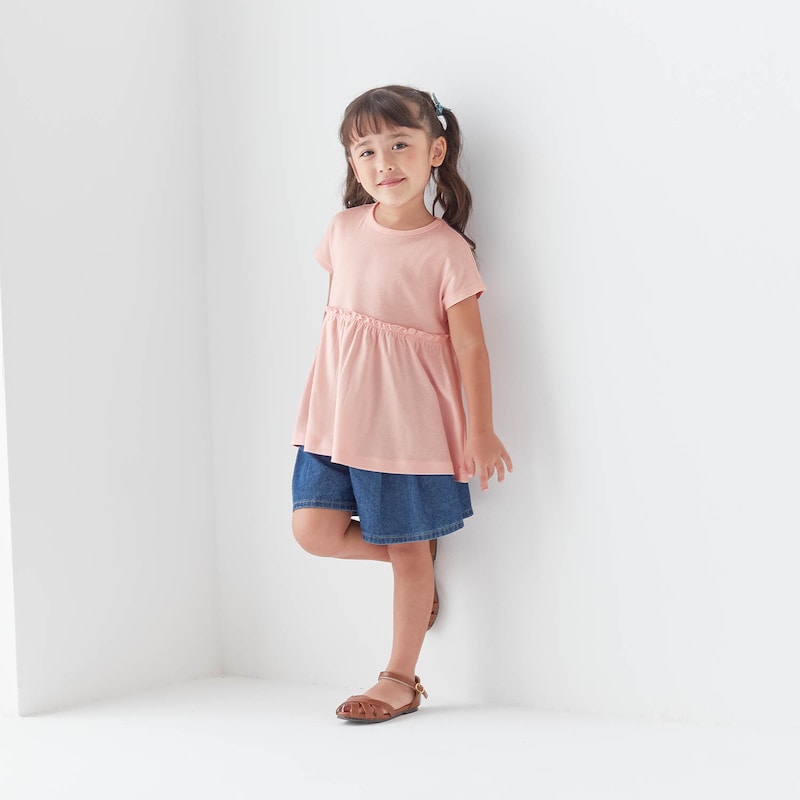 ピンク／モデル身長105.5cm・110サイズ着用