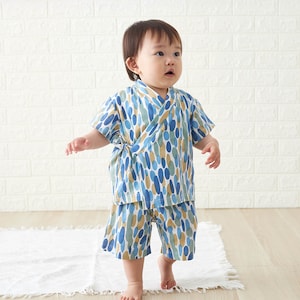 モデル身長77㎝・80サイズ着用・体重10.5㎏