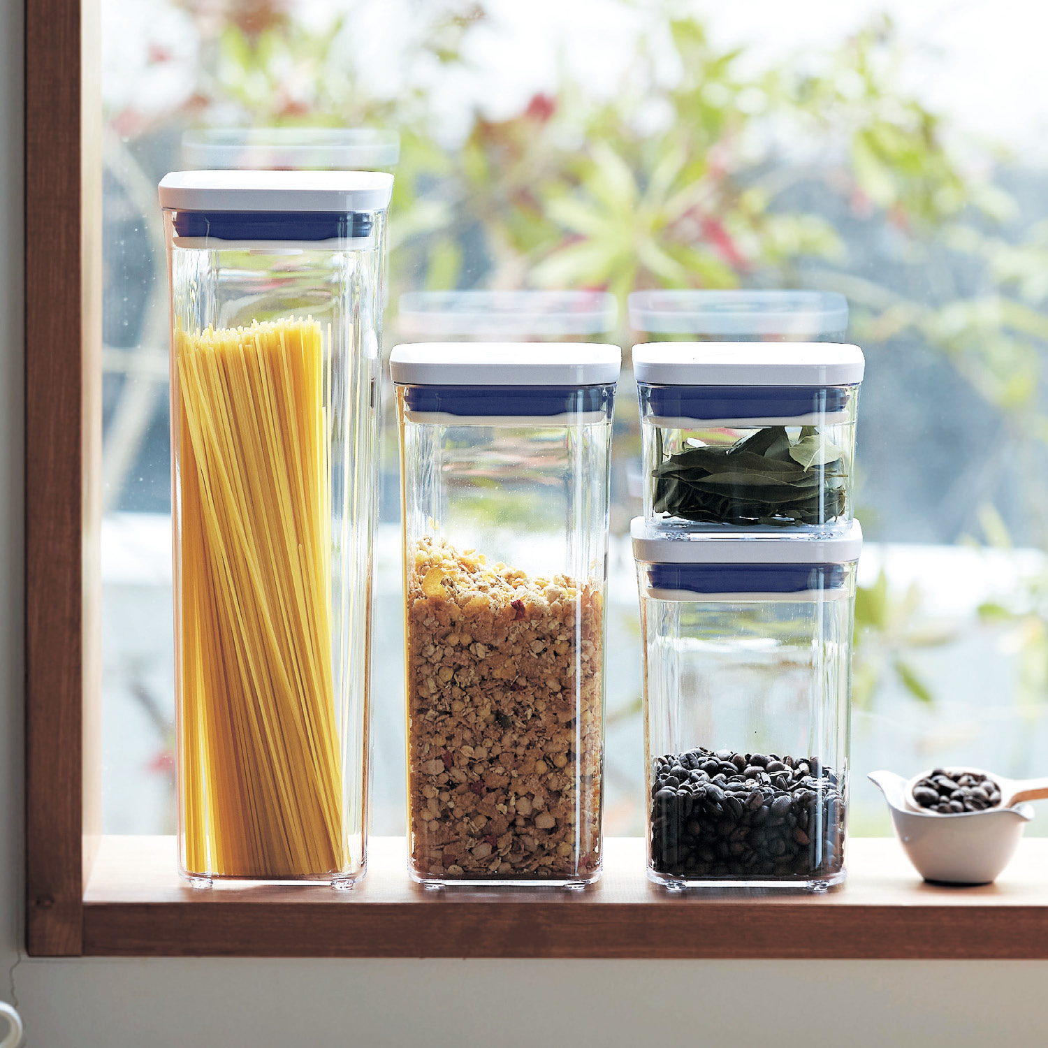 ワンタッチで開けやすいポップコンテナ スモールスクエア <11×11cm>(オクソー/OXO) ワンタッチで開けやすいポップコンテナ スモールスクエア <11×11cm>(オクソー/OXO)