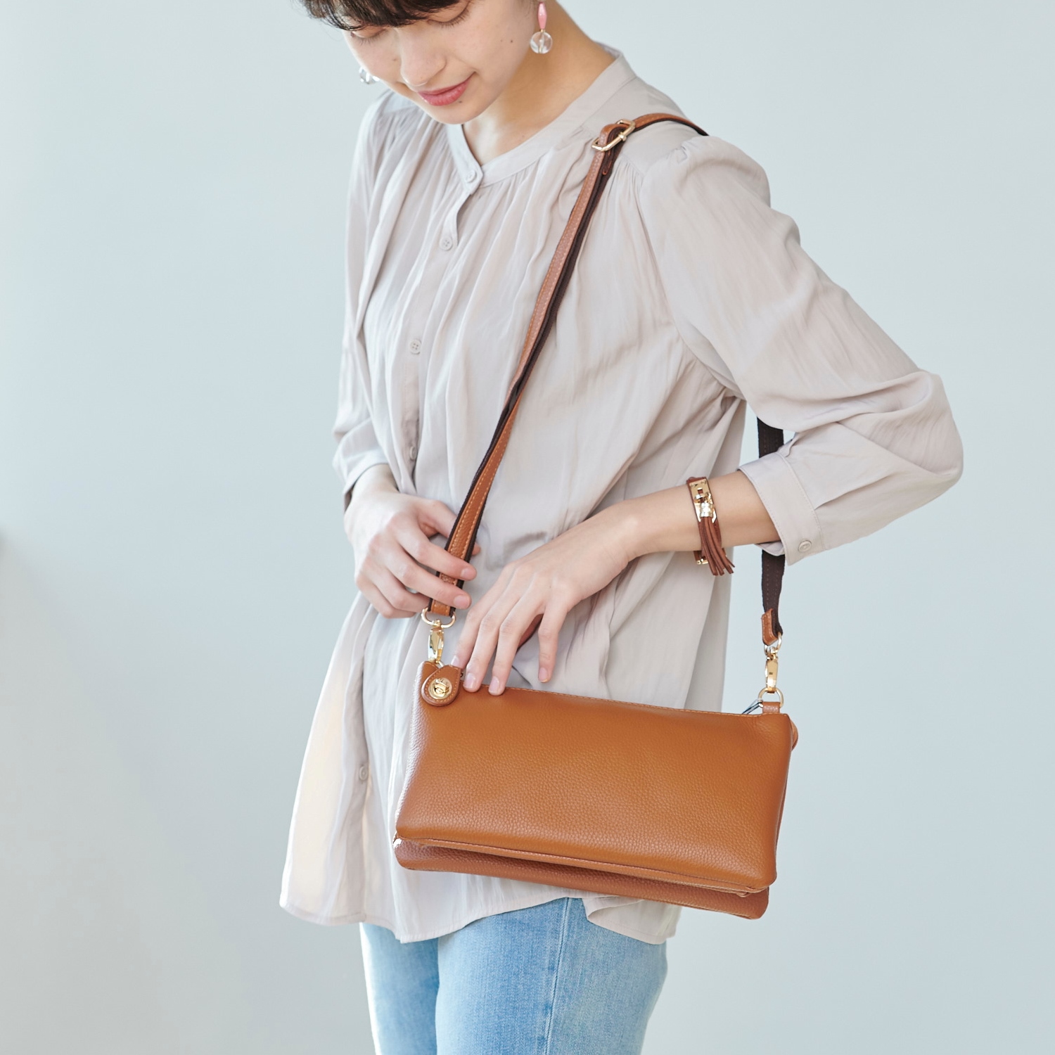 【ベルメゾン】本革使いお財布ショルダーバッグ 【ベルメゾン】本革使いお財布ショルダーバッグ