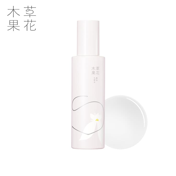 草花木果 美白化粧水