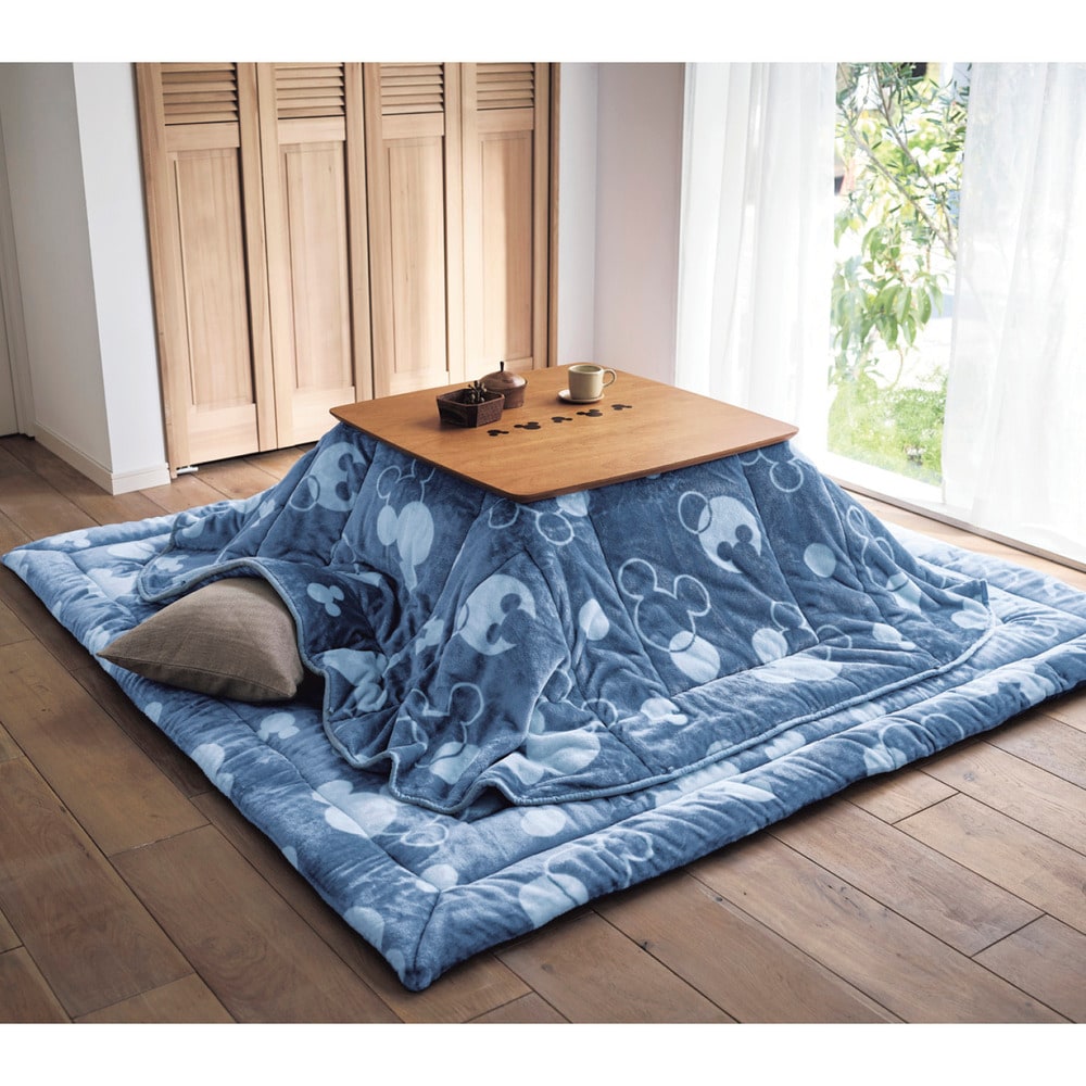 あったかなめらかなこたつ布団「ミッキーモチーフ」(メルトロ