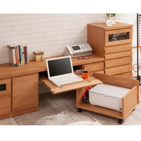 【ベルメゾン】前板にアルダー材を使ったローパソコンデスク