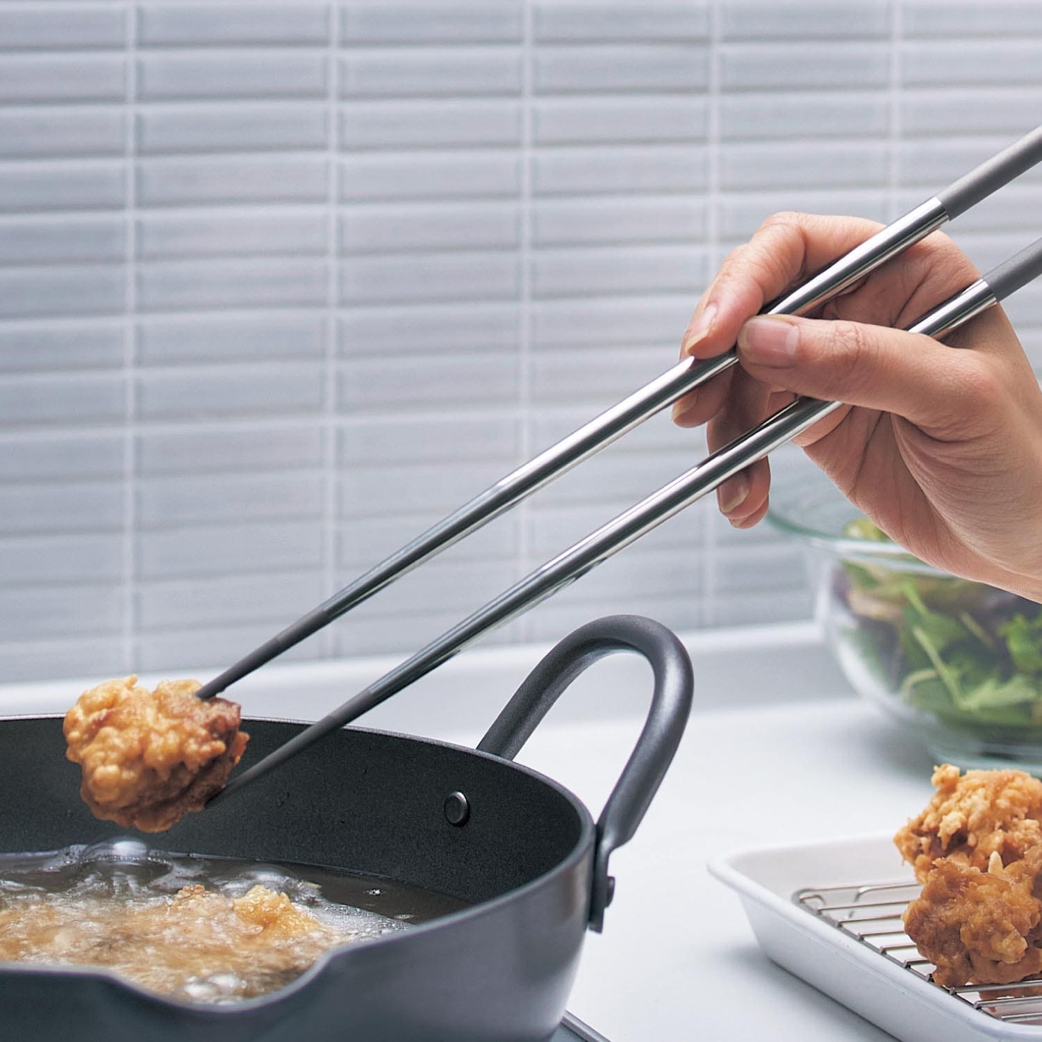 ＜ベルメゾン＞長持ちするステンレス製の菜箸[日本製] 【サビに強く、熱くならない】画像