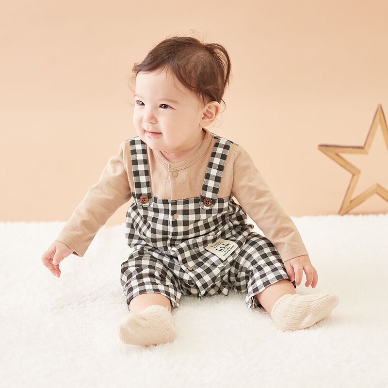 ブラックギンガム／モデル身長66㎝・70サイズ着用