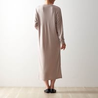 モデル身長164cm・Mサイズ着用