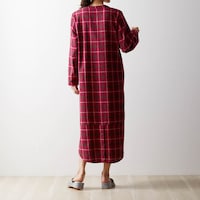 モデル身長167cm・マタニティMサイズ着用