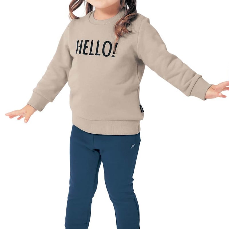 モデル身長・体重・着用サイズ、左：94cm、14.5kg、90、右：95cm、14.5kg、90