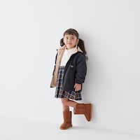 ブラウンチェック／モデル身長104.5cm・110サイズ着用
