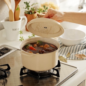 【ベルメゾン】オーブンで使える軽量ココット鍋