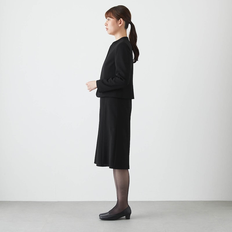 モデル身長170cm･9ARサイズ着用