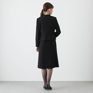 モデル身長170cm･9ARサイズ着用