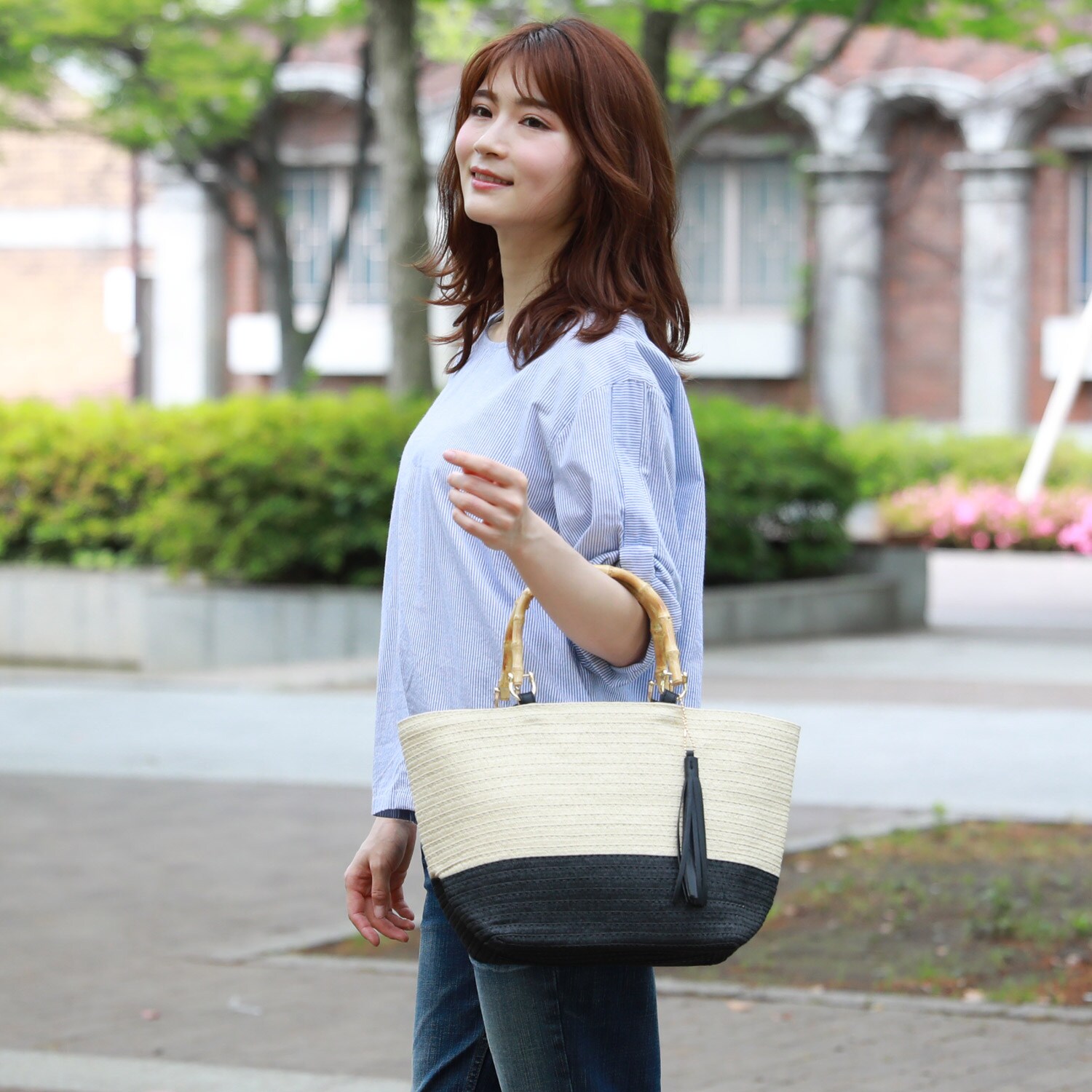 ANTEPRIMA　ダークブルー スパンコール付き　カゴバッグ 春夏物50％OFF】クーコ COOCO タッセル付メタリックフィルムカゴ