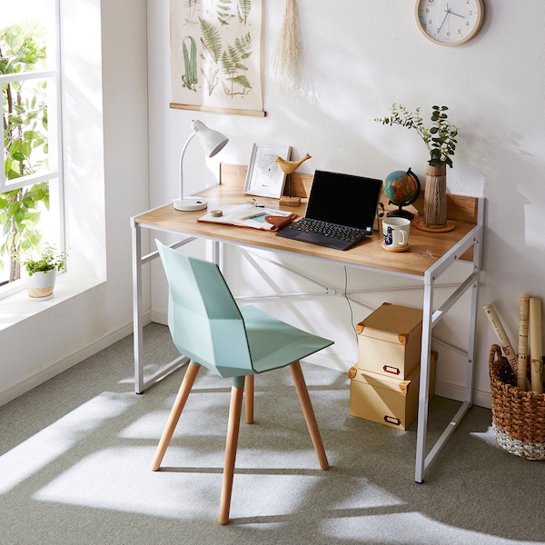 【ベルメゾン】天板を広く使えるワークデスク 【パソコンデスクとしても】