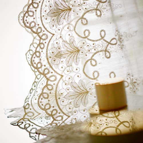 オーナメント柄のトルコ刺繍のカフェカーテン