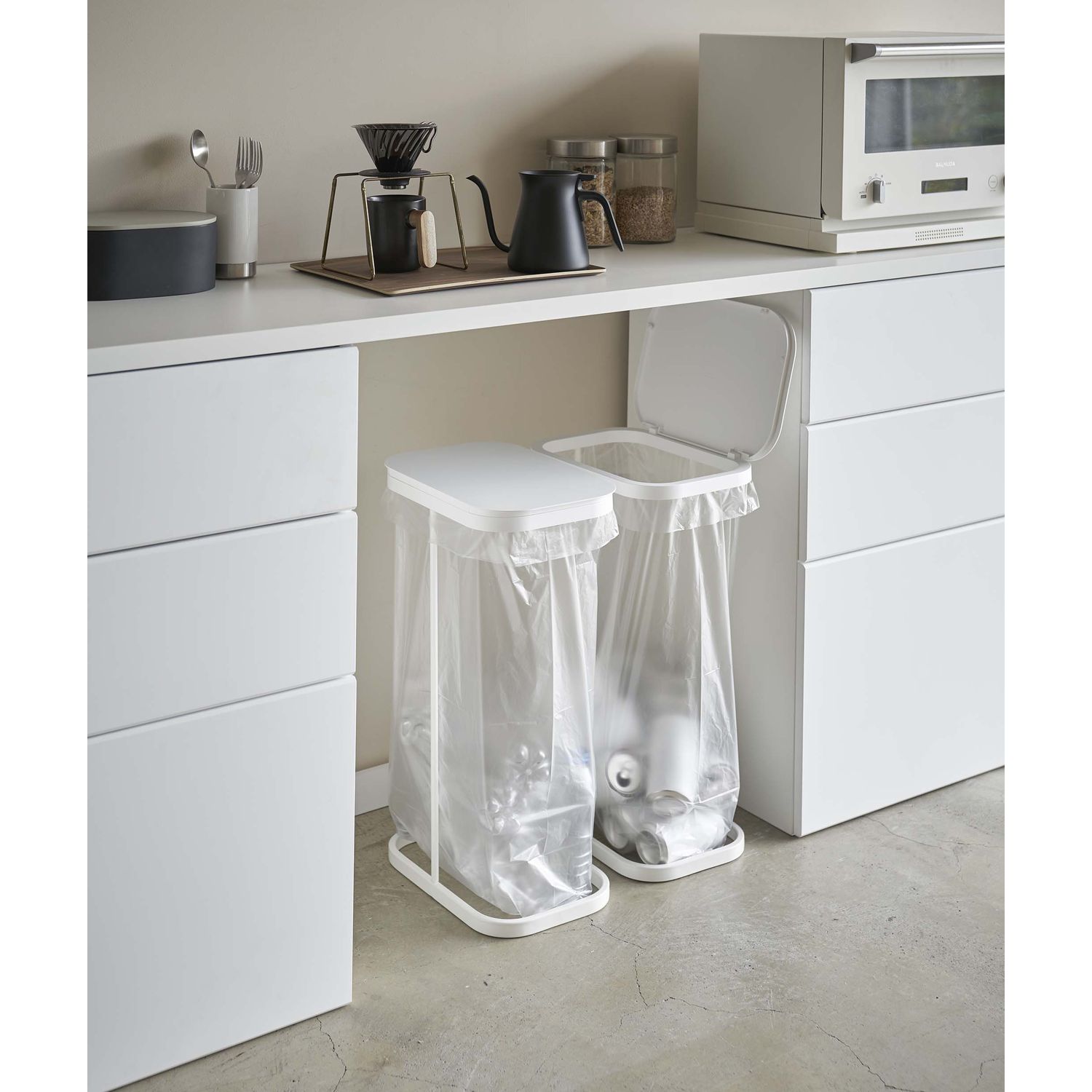 【ベルメゾン】シンプルゴミ袋ホルダー