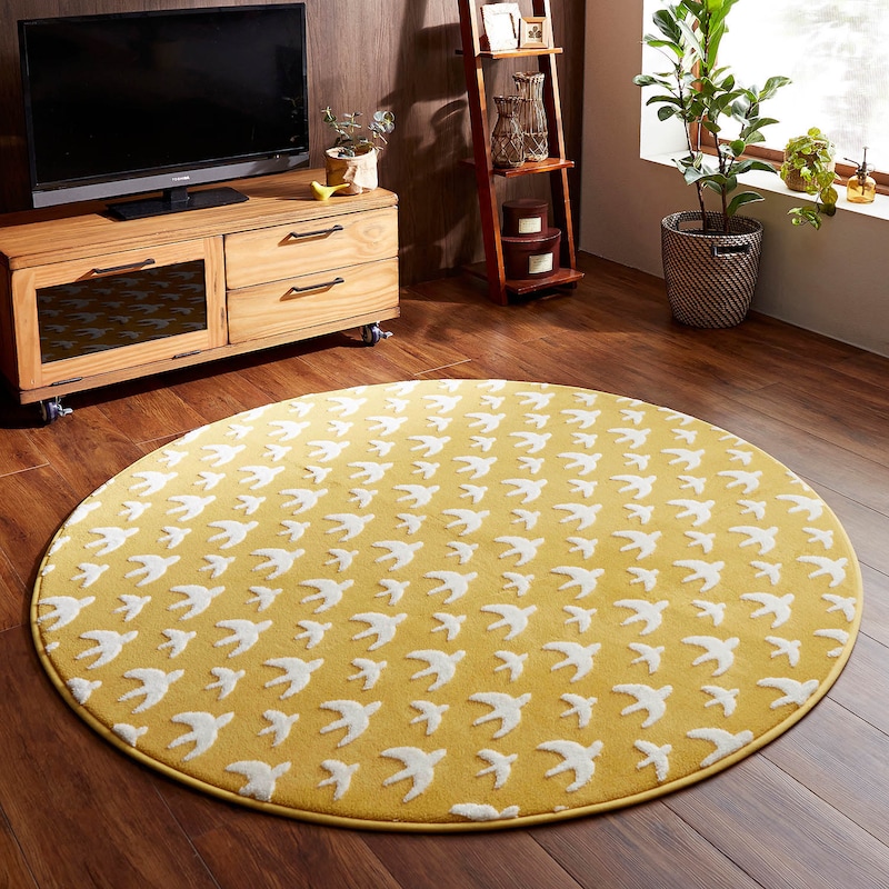 つばめ(マスタード)／約150×150cm(円)