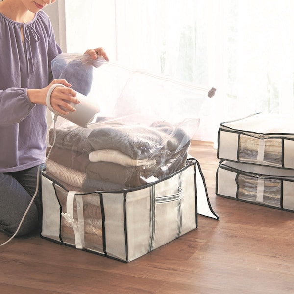 【ベルメゾン】圧縮袋入りでたくさん収納できる衣類収納袋・吸引機