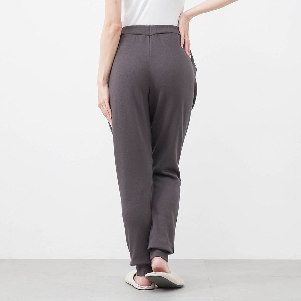 モデル身長165cm／M