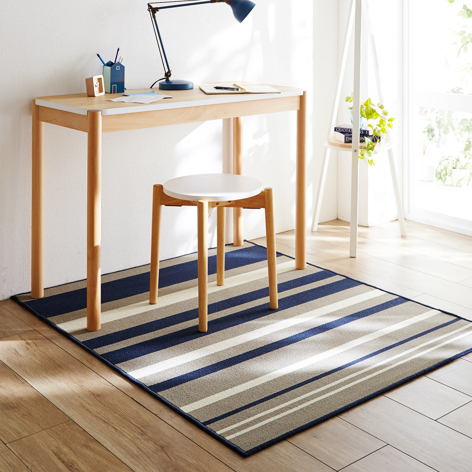 【ベルメゾン】デスク下マット(ボーダー)