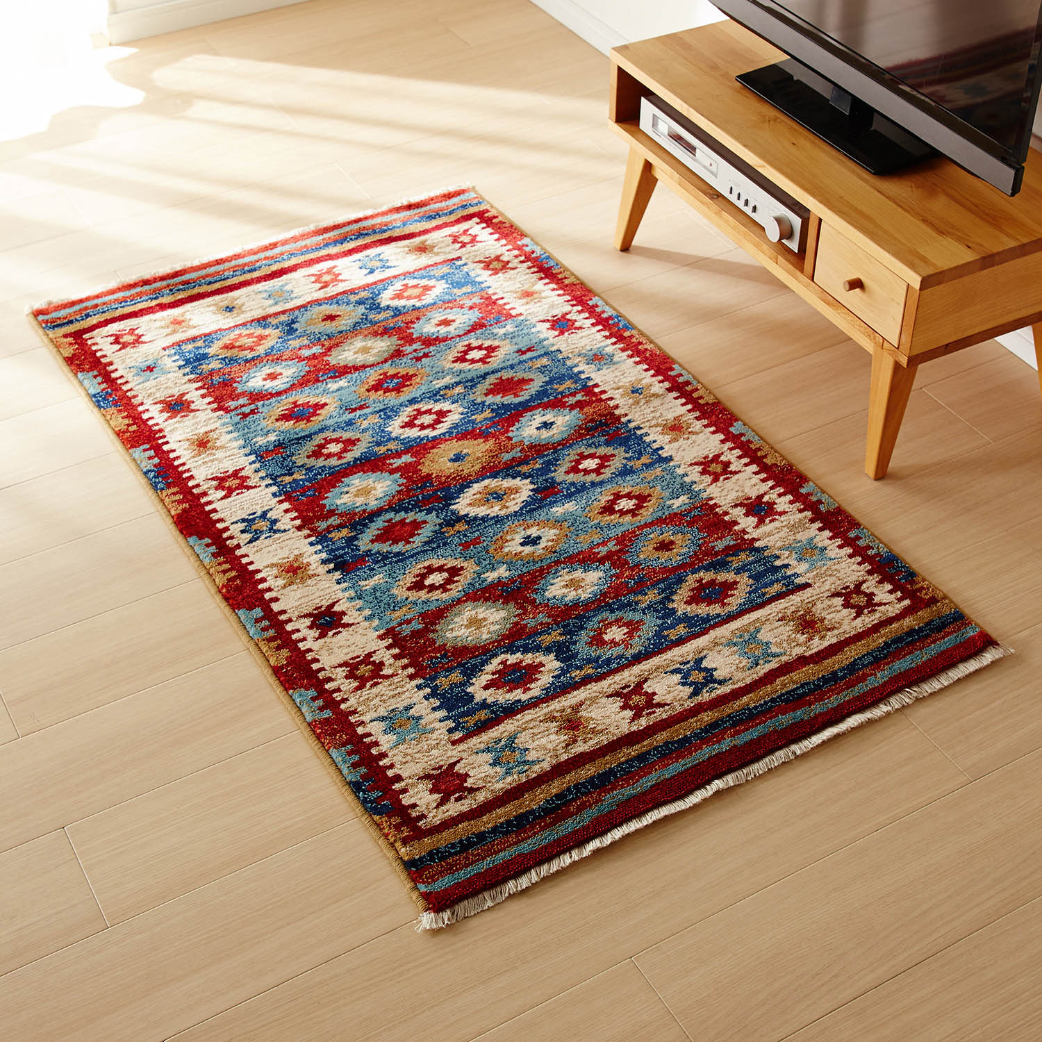 【ベルメゾン】ヴィンテージテイストの折りたためるウィルトン織りラグ 【ベルメゾン】ヴィンテージテイストの折りたためるウィルトン織りラグ