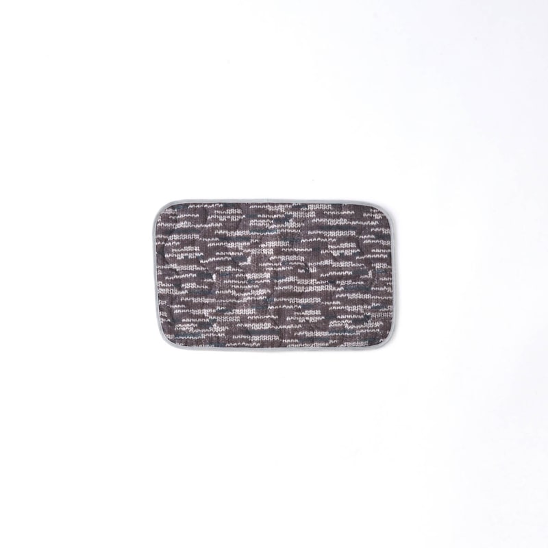 グレーニット／35×56cm