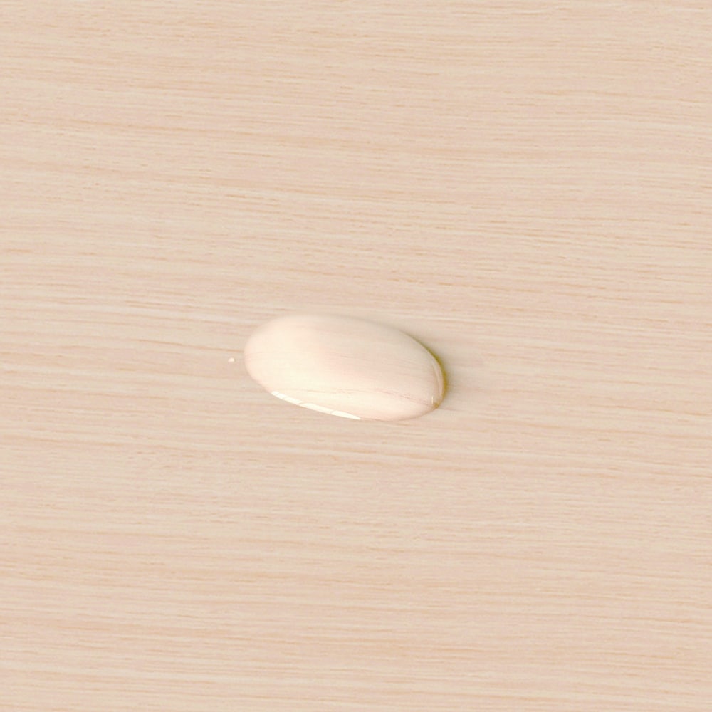 汚れを処理しやすい塗装を施しています/ライトナチュラル