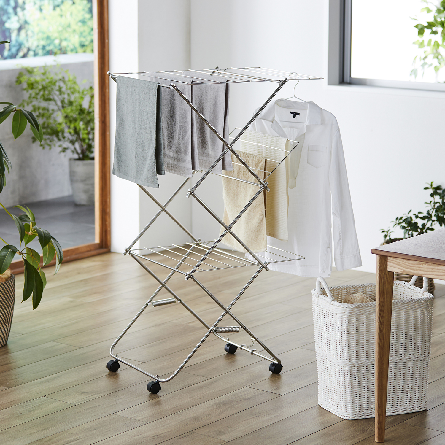 【大木製作所】【コンパクト収納】さっと畳めるキャスター付きステンレス製室内物干し