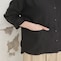 フロントのシームポケットが立体的なアクセント