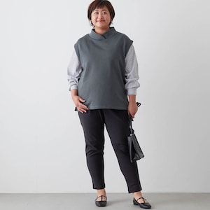 モデル身長168.5cm／4L・股下70cm