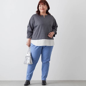 モデル身長163cm／4L・股下70cm