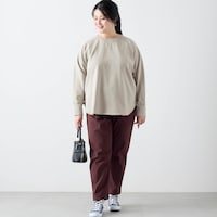 モデル身長168cm／4L・股下70cm