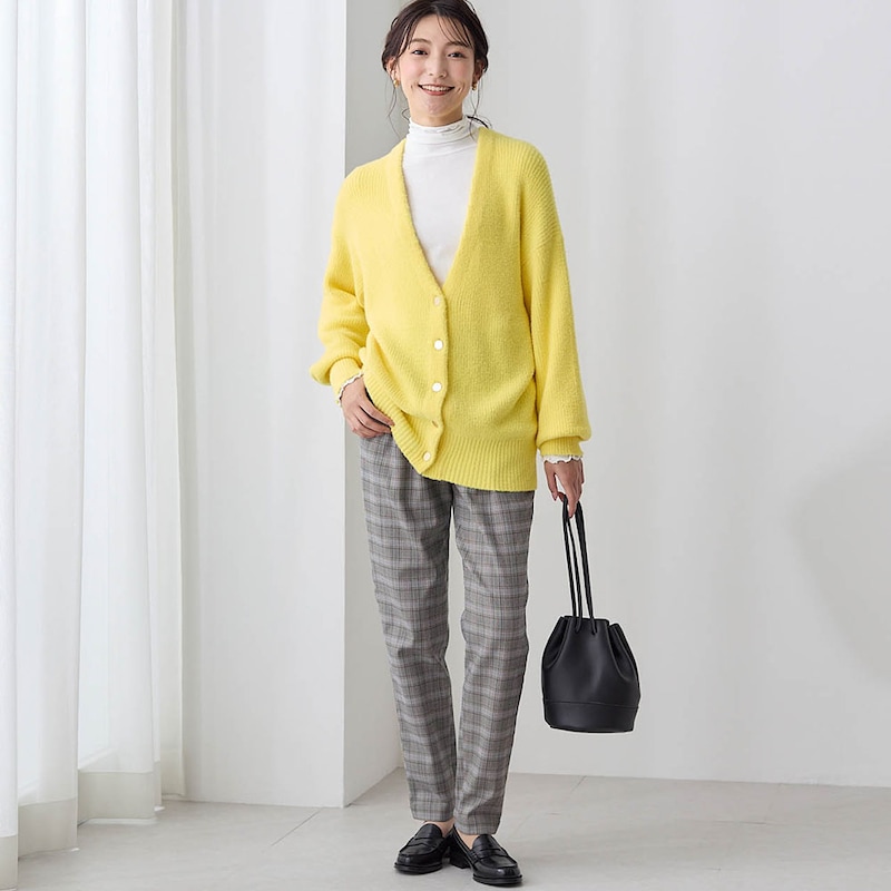 モデル身長170cm／M・股下70cm　※写真は撮影用のため、股下+6cmになります。