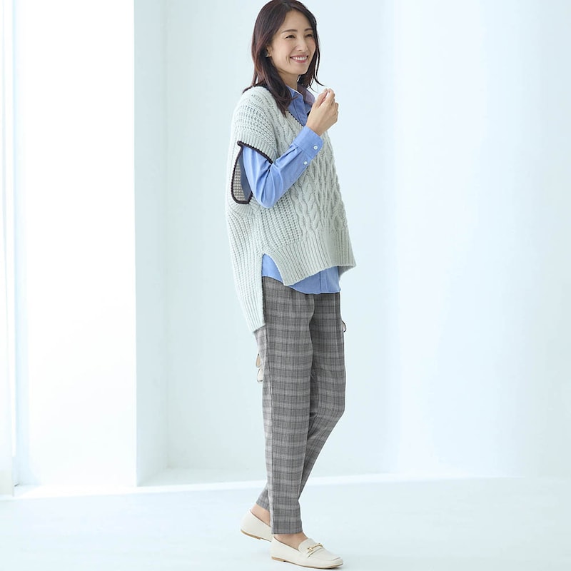 モデル身長173cm／M・股下70cm※写真は撮影用のため股下+6cmになります。