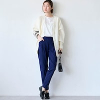 モデル身長166cm／M・股下70cm ※写真は撮影用のため股下+6cmになります。