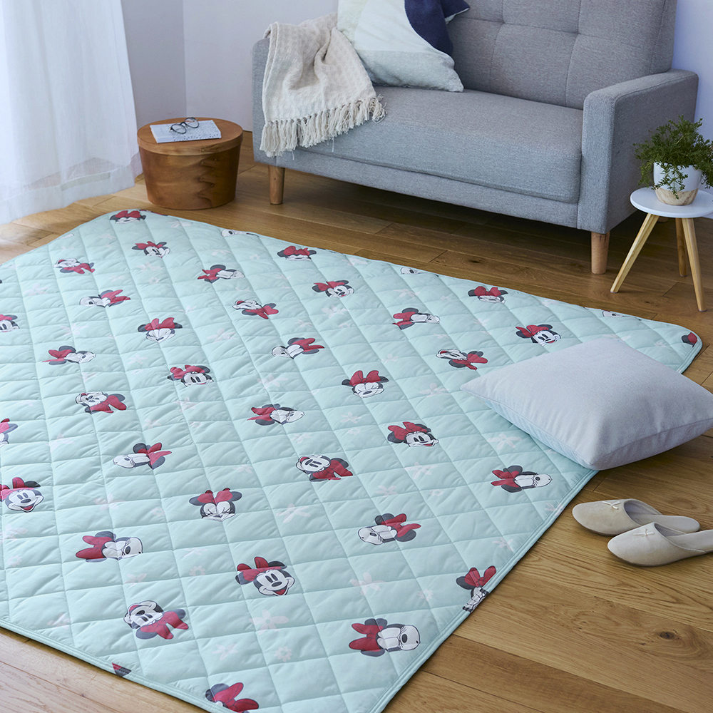 綿混素材の洗えるキルトラグ(選べるキャラクター)(ディズニー/Disney) 綿混素材の洗えるキルトラグ(選べるキャラクター)(ディズニー/Disney)