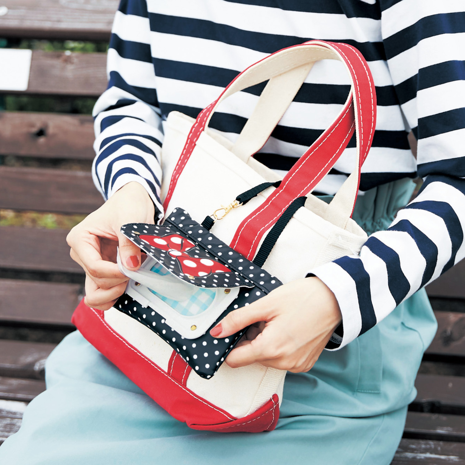 ウェットティッシュケース 選べるキャラクター ディズニー Disney 通販のベルメゾンネット ウェットティッシュケース 選べるキャラクター ディズニー Disney 通販のベルメゾンネット