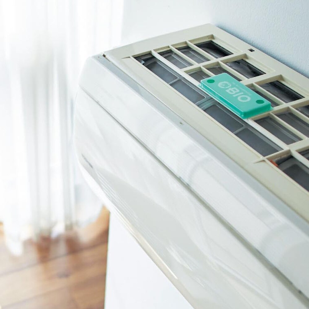 大人気の「パワーバイオ エアコンのカビきれい」がオトクセットで登場各お部屋のエアコン用や替えのストックとして、是非この機会にお買い求めくださいエアコンの吸気口に貼るだけバイオが空気に触れることで働き、